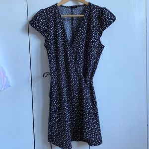 Brandy Melville wrap dress